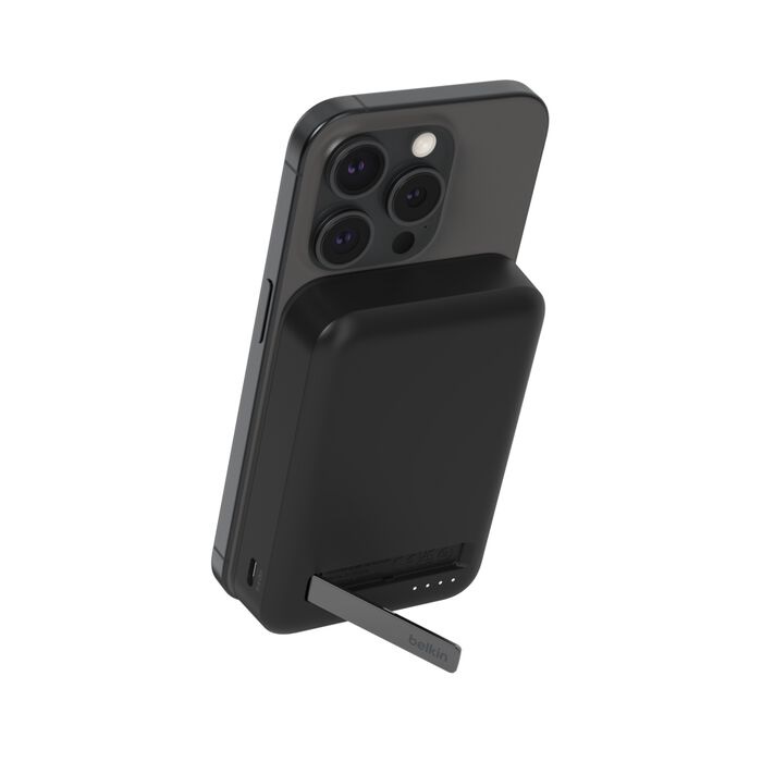 Belkin BoostCharge Pro Magnetic Power Bank 10,000mAh with Qi2 Wireless 15W Charging and USB-C Cable, Black