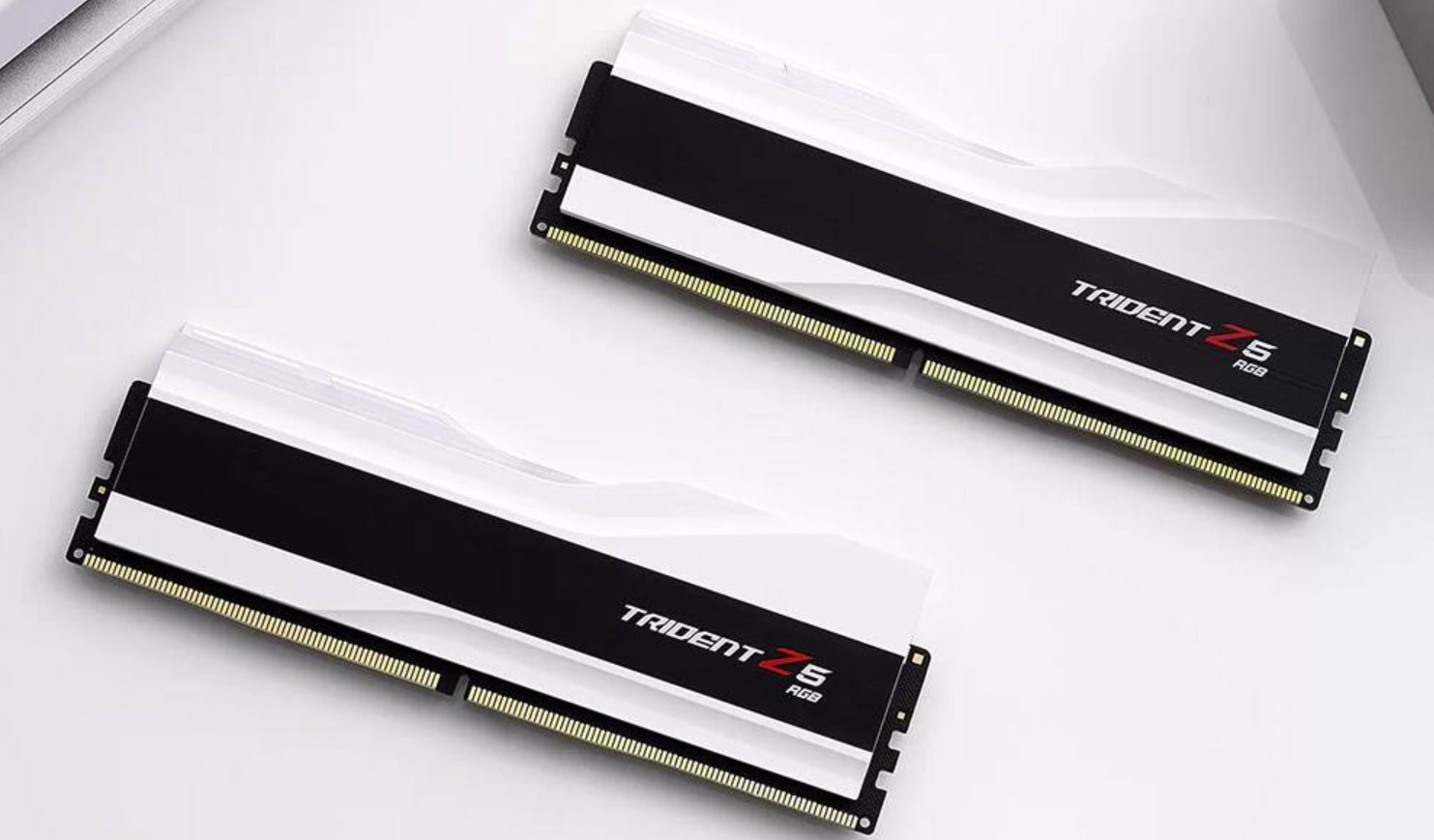 G.SKILL Trident Z5 RGB 64GB (2x32GB) DDR5 6400 MT/s CL32-39-39-102 1.4V Dual Channel Gaming Memory Kit