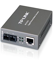TP-Link MC210CS Gigabit Single-Mode Media Converter 1000Mbps RJ45 to 1000Mbps SC Fiber, Full Duplex, Up to 15km, External Power Adapter, Chassis Compatible