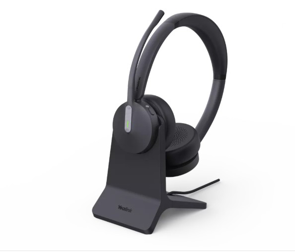 Yealink BH70 Bluetooth Wireless Dual Headset with Noise Cancellation, Teams Certified, USB-C/A BT51 Dongle, 35h Talk Time, Charging Stand